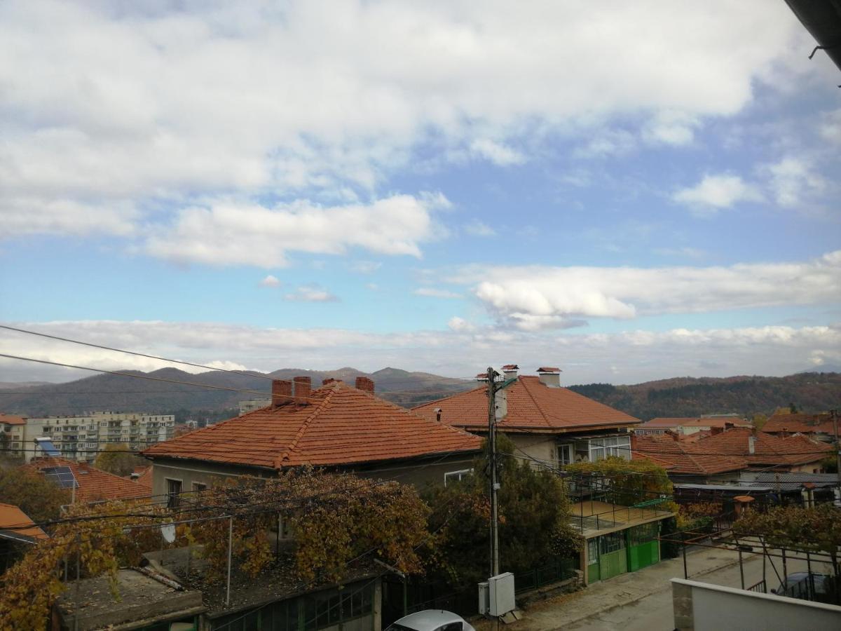 Дом Тодор И Тота Мутевски Troyan  Bagian luar foto