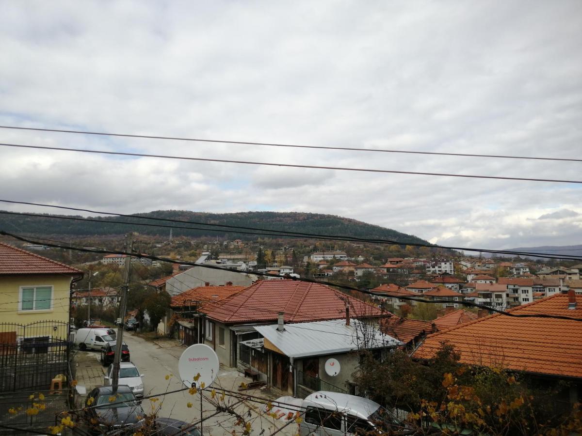 Дом Тодор И Тота Мутевски Troyan  Bagian luar foto